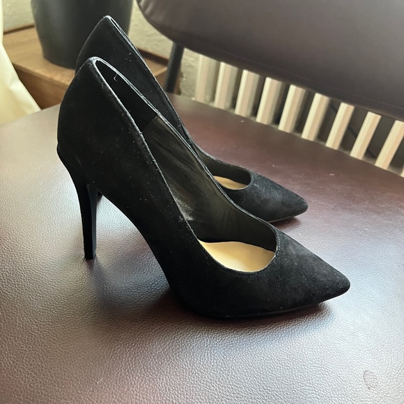 Chinese Laundry X Kristin Cavallari Gisele suede pumps never worn - Picture 5 of 5